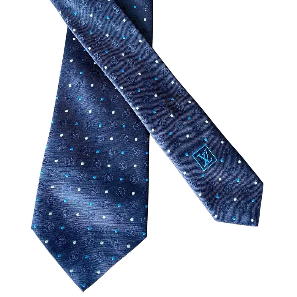Louis Vuitton LV Monogram Tie Blue Silk 3” Modern Polka Dot Jacquard